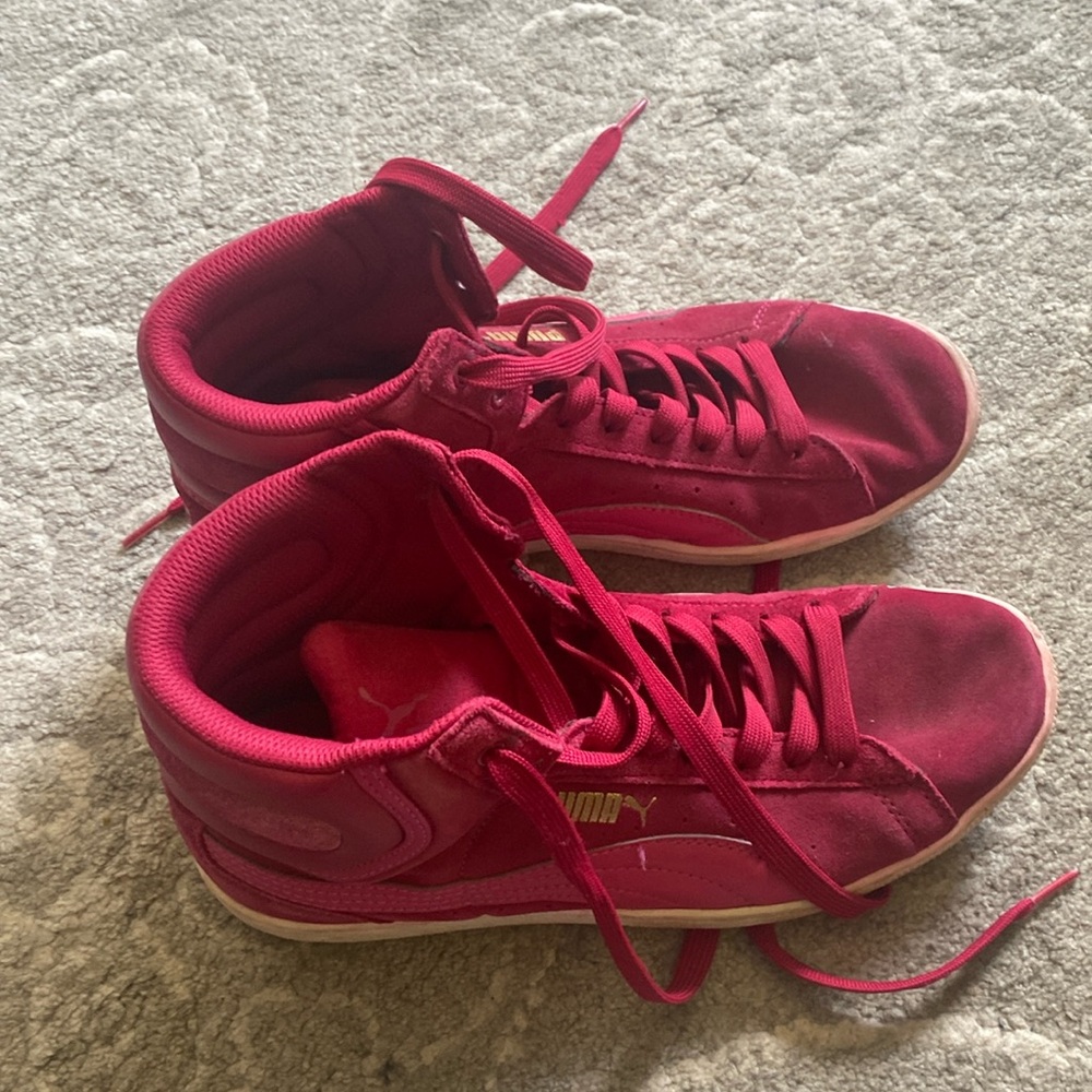 Comfortable red Puma Shoes